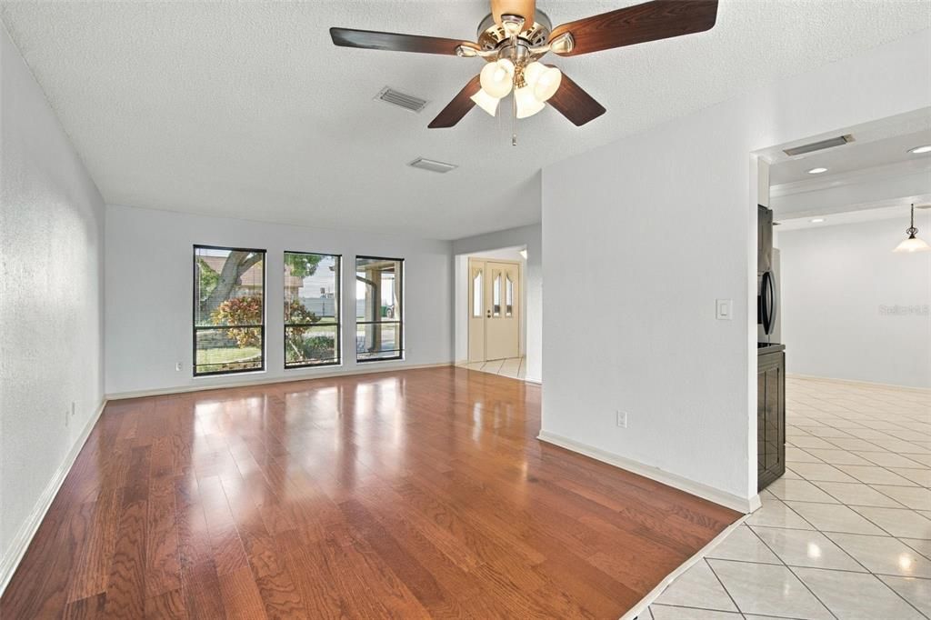 For Rent: $3,000 (3 beds, 2 baths, 1854 Square Feet)