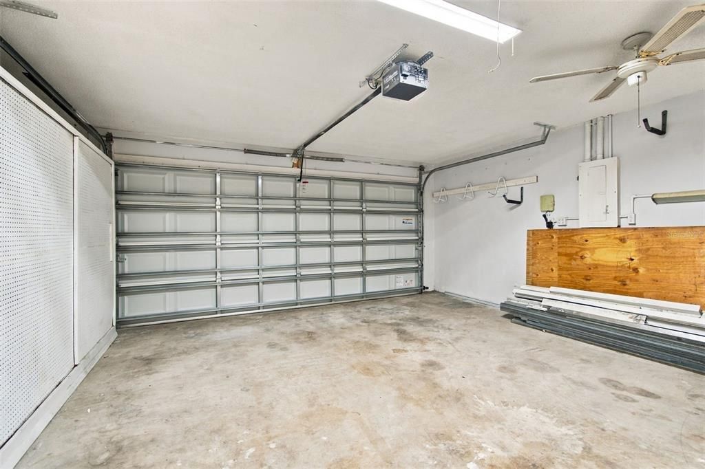 For Rent: $3,000 (3 beds, 2 baths, 1854 Square Feet)