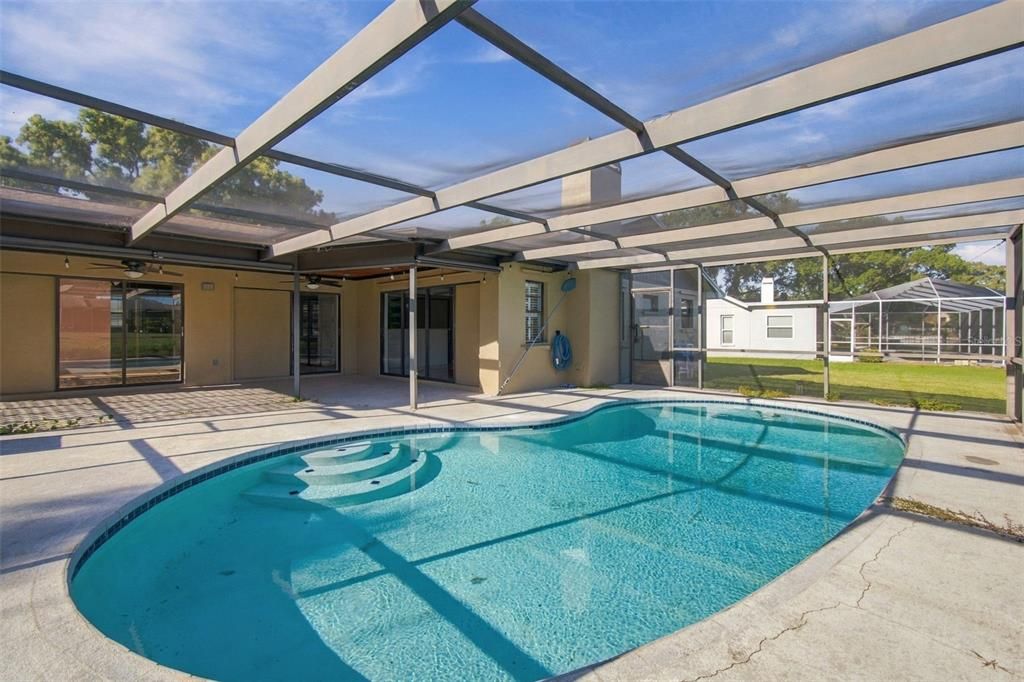 For Rent: $3,000 (3 beds, 2 baths, 1854 Square Feet)
