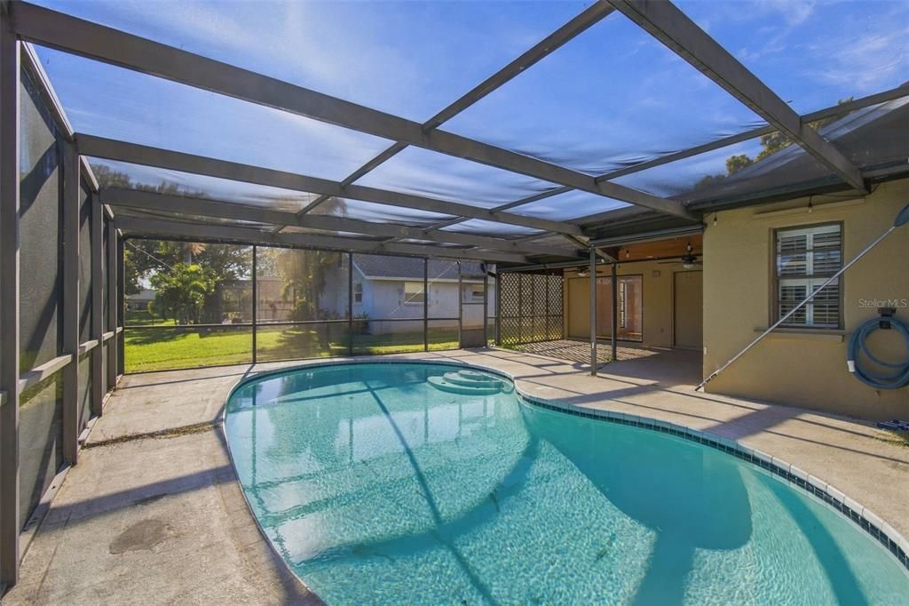 For Rent: $3,000 (3 beds, 2 baths, 1854 Square Feet)