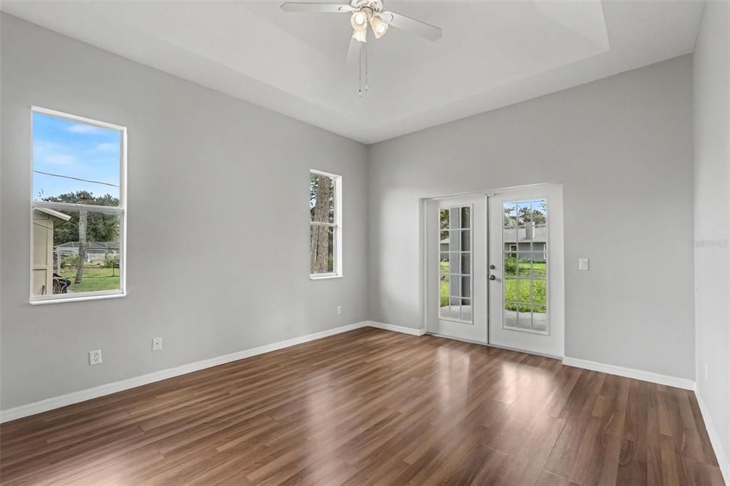 For Sale: $269,950 (3 beds, 2 baths, 1698 Square Feet)