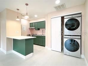 For Rent: $1,395 (1 beds, 1 baths, 660 Square Feet)