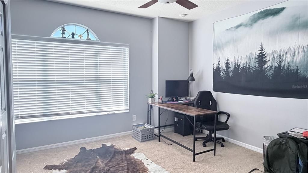 For Sale: $680,000 (4 beds, 2 baths, 2565 Square Feet)