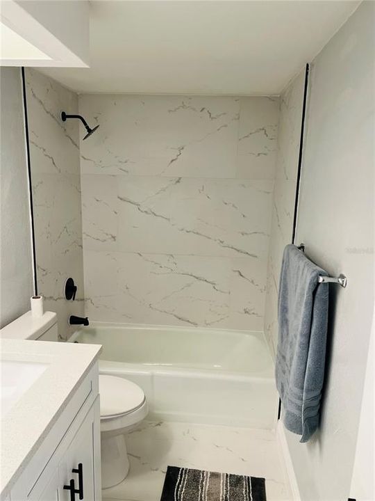 For Rent: $2,100 (2 beds, 2 baths, 1050 Square Feet)