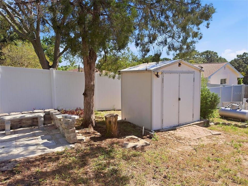 En Venta: $269,900 (2 camas, 2 baños, 1315 Pies cuadrados)
