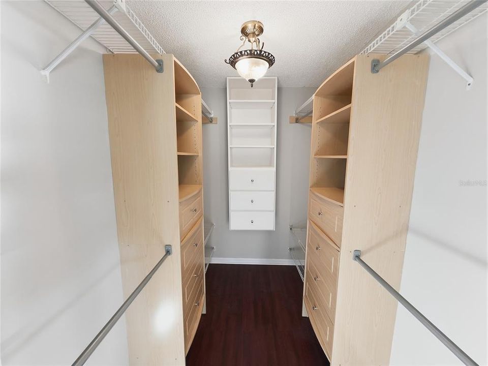En Venta: $269,900 (2 camas, 2 baños, 1315 Pies cuadrados)
