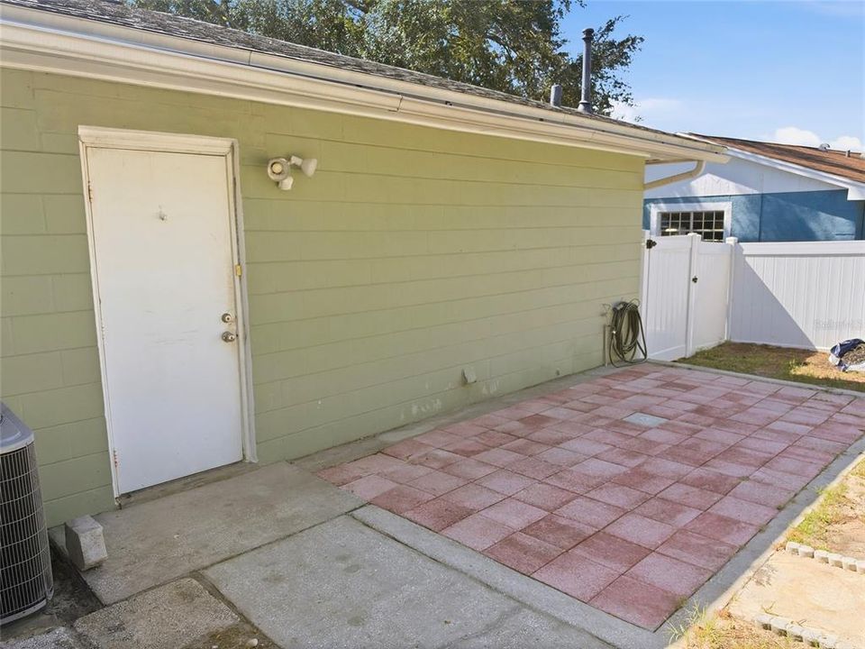 En Venta: $269,900 (2 camas, 2 baños, 1315 Pies cuadrados)
