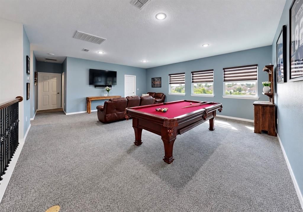 En Venta: $942,900 (6 camas, 4 baños, 4271 Pies cuadrados)