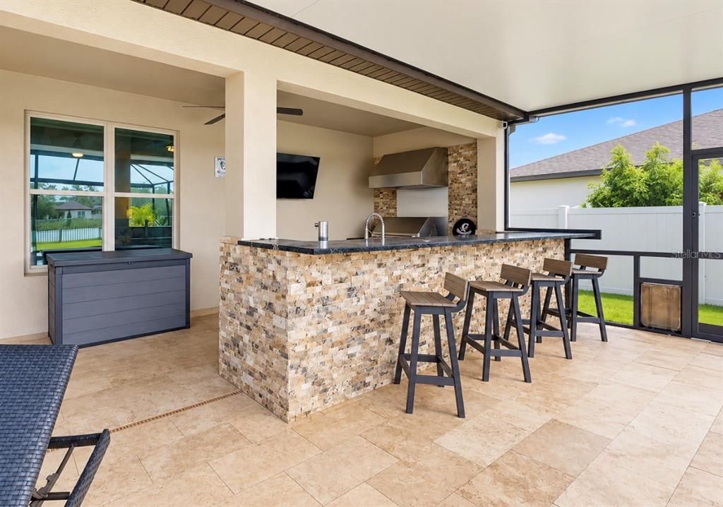 En Venta: $942,900 (6 camas, 4 baños, 4271 Pies cuadrados)