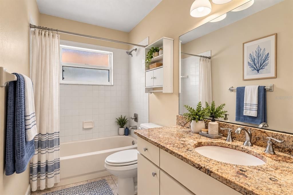 For Sale: $339,900 (3 beds, 2 baths, 1412 Square Feet)