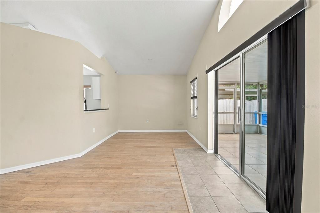 For Sale: $339,900 (3 beds, 2 baths, 1412 Square Feet)