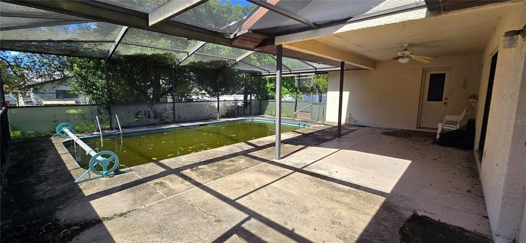 En Venta: $247,500 (3 camas, 2 baños, 1633 Pies cuadrados)