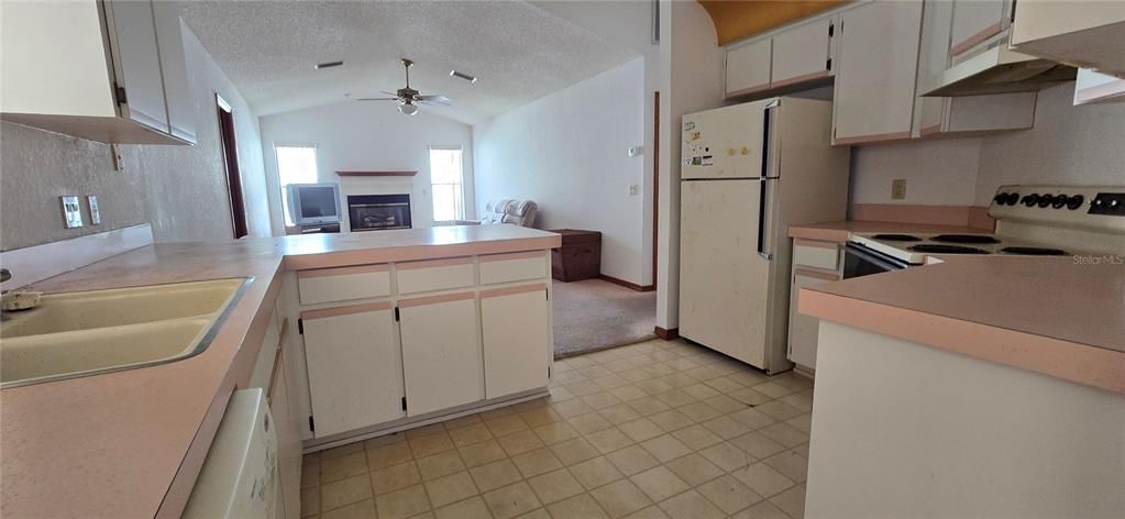 En Venta: $247,500 (3 camas, 2 baños, 1633 Pies cuadrados)