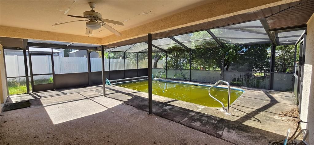 En Venta: $247,500 (3 camas, 2 baños, 1633 Pies cuadrados)