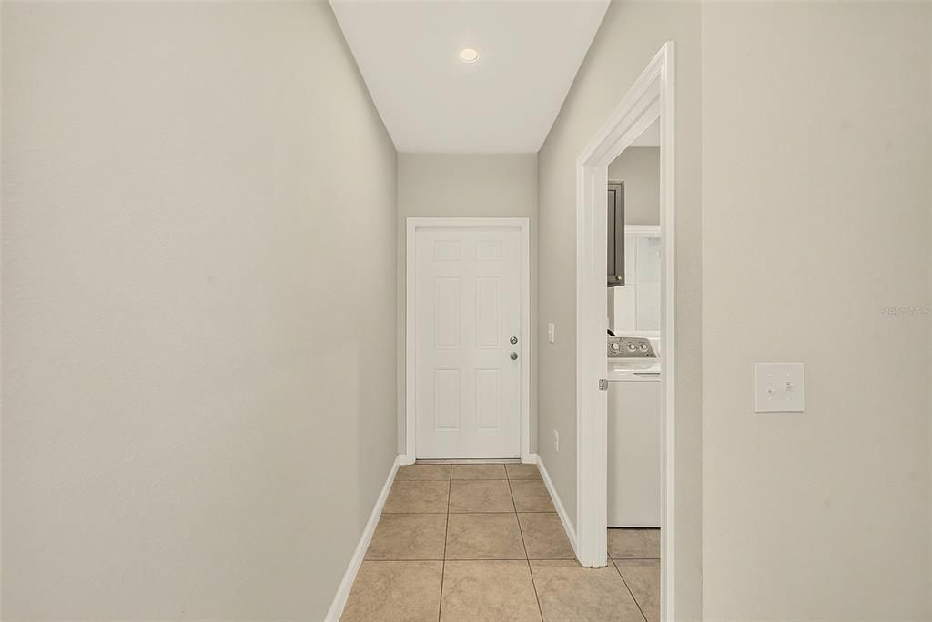 For Sale: $325,000 (3 beds, 2 baths, 1500 Square Feet)
