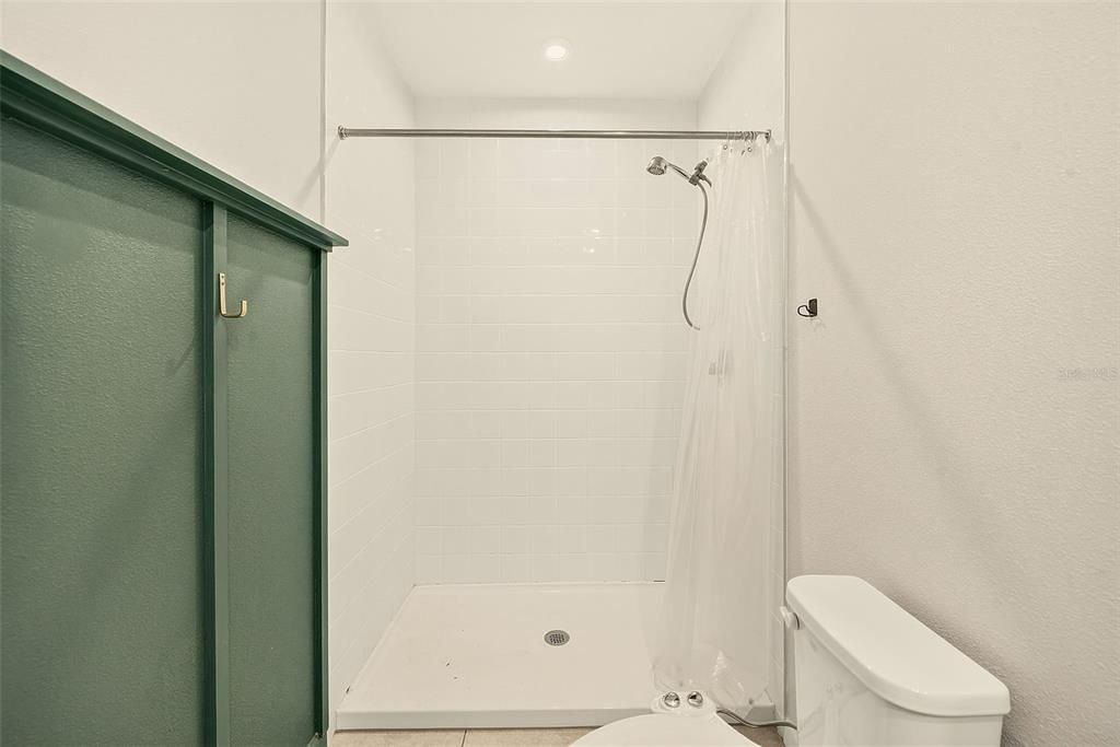 For Sale: $325,000 (3 beds, 2 baths, 1500 Square Feet)