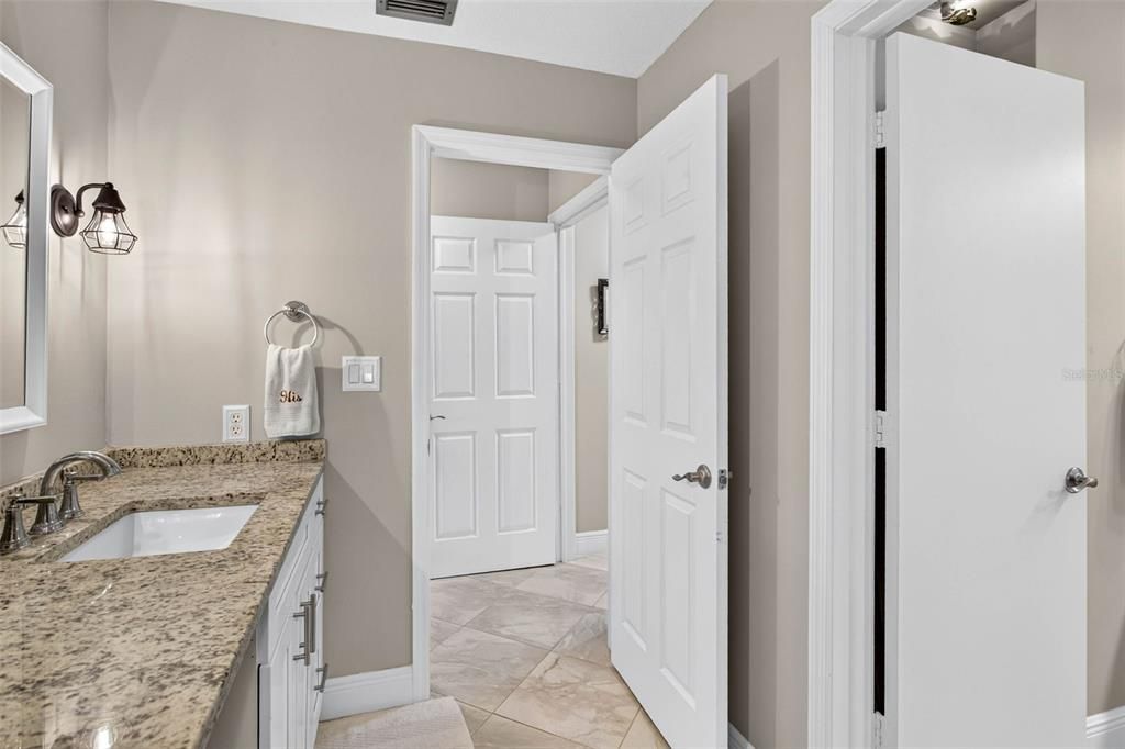 For Sale: $335,000 (2 beds, 2 baths, 1487 Square Feet)