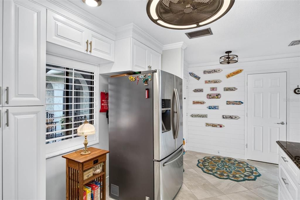 For Sale: $335,000 (2 beds, 2 baths, 1487 Square Feet)