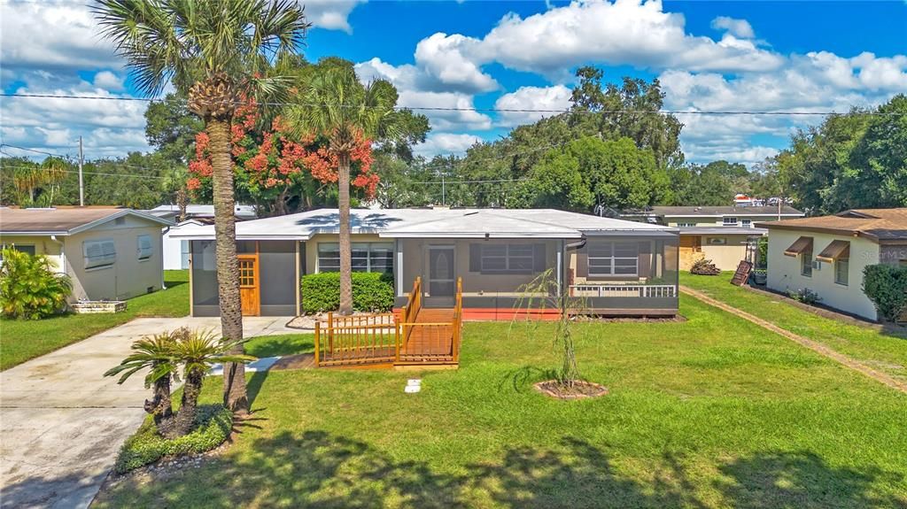 En Venta: $381,000 (4 camas, 2 baños, 1524 Pies cuadrados)