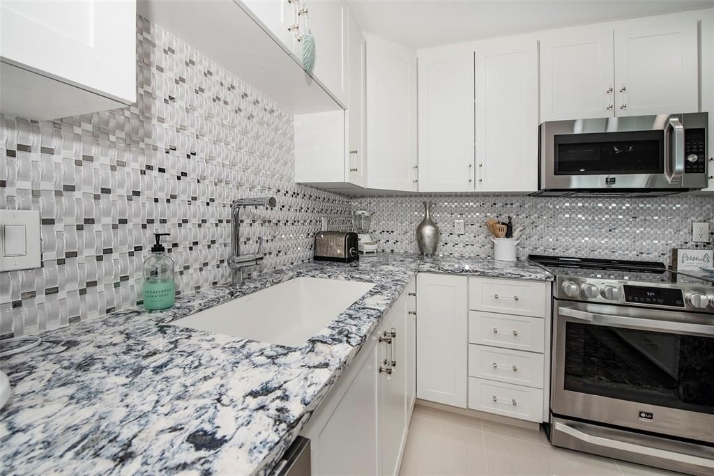 На продажу: $795,000 (2 спален, 2 ванн, 1409 Квадратных фут)
