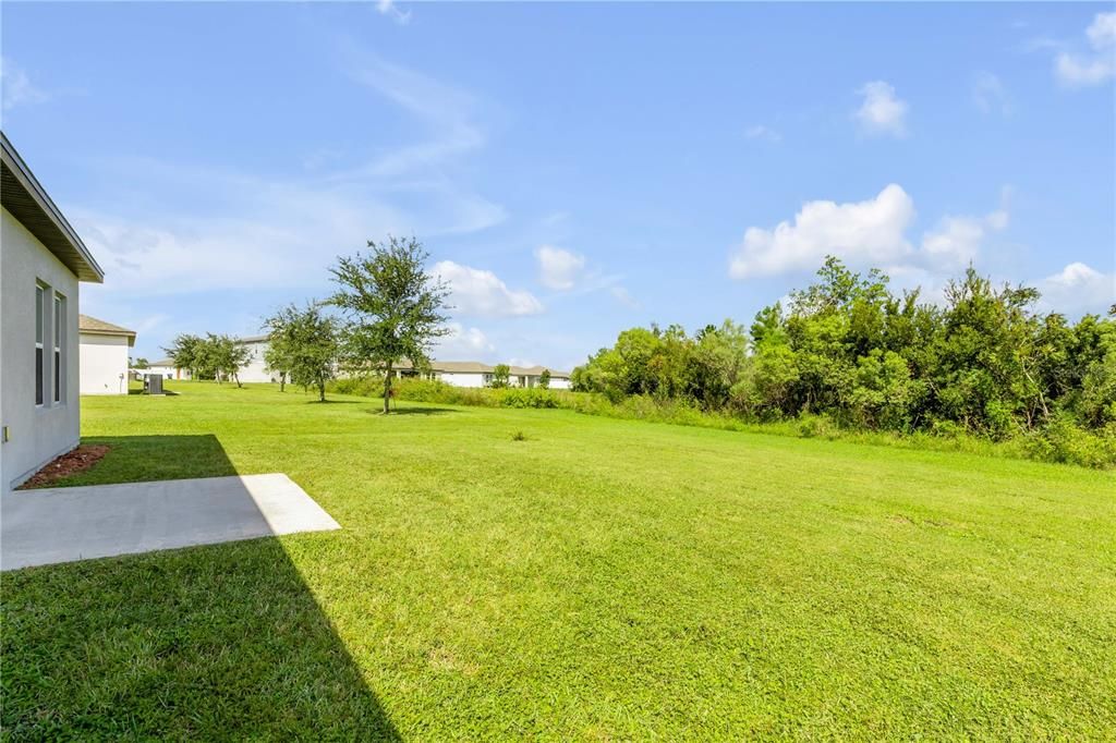 For Sale: $349,900 (4 beds, 2 baths, 1889 Square Feet)
