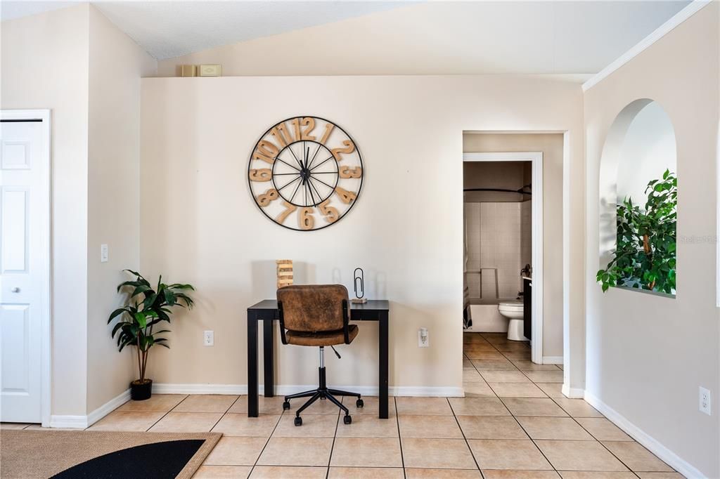 For Sale: $319,999 (3 beds, 2 baths, 1602 Square Feet)