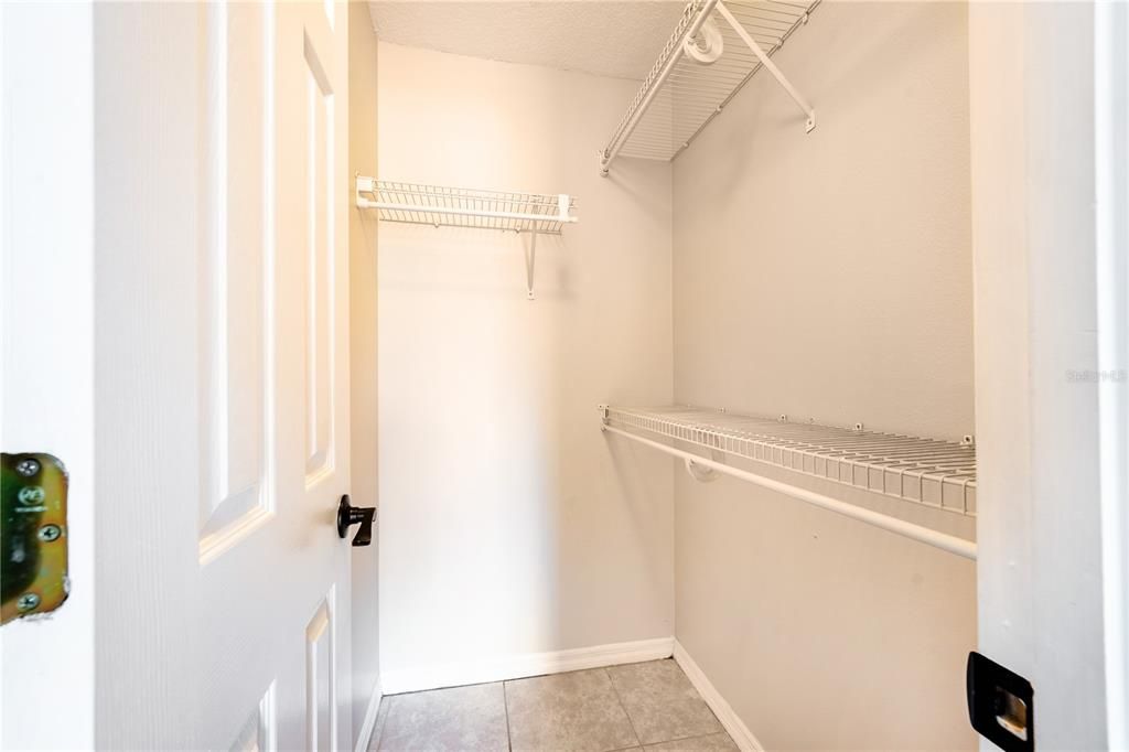 For Sale: $319,999 (3 beds, 2 baths, 1602 Square Feet)