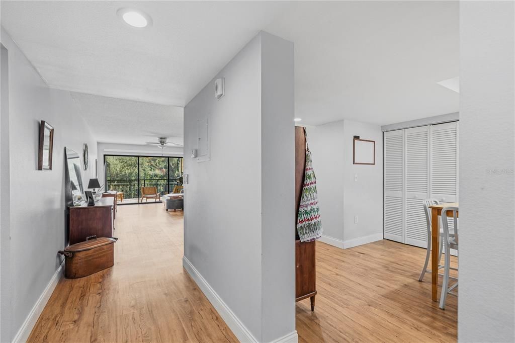 En Venta: $221,500 (3 camas, 2 baños, 1443 Pies cuadrados)