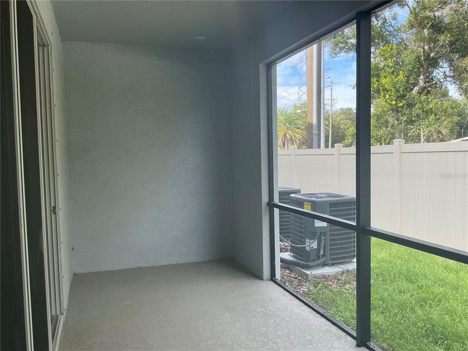 For Rent: $2,750 (3 beds, 2 baths, 1673 Square Feet)