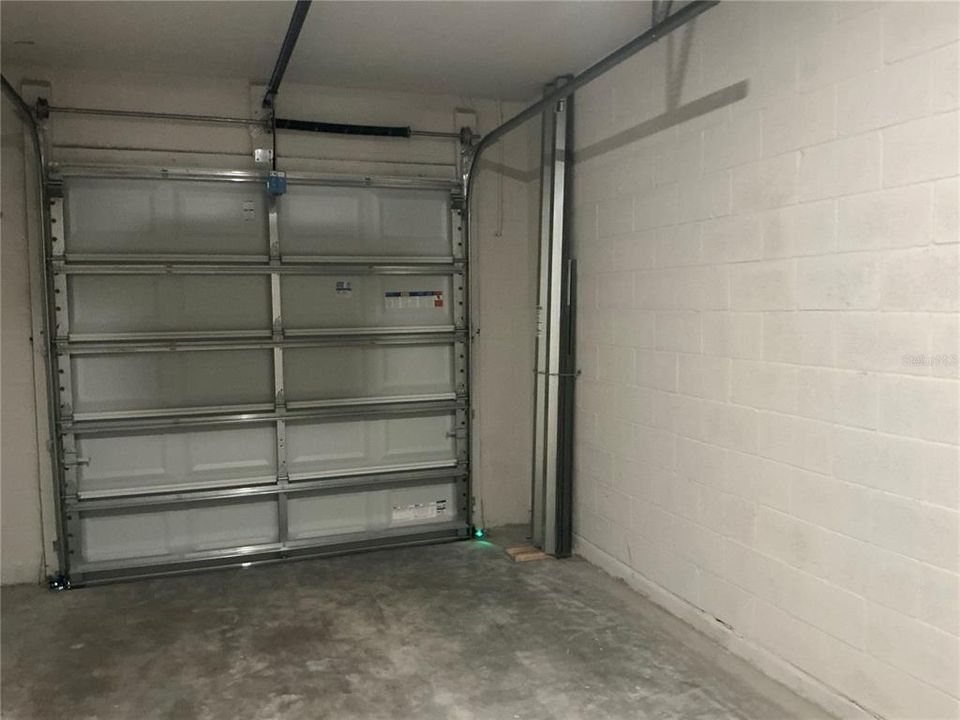 For Rent: $2,750 (3 beds, 2 baths, 1673 Square Feet)