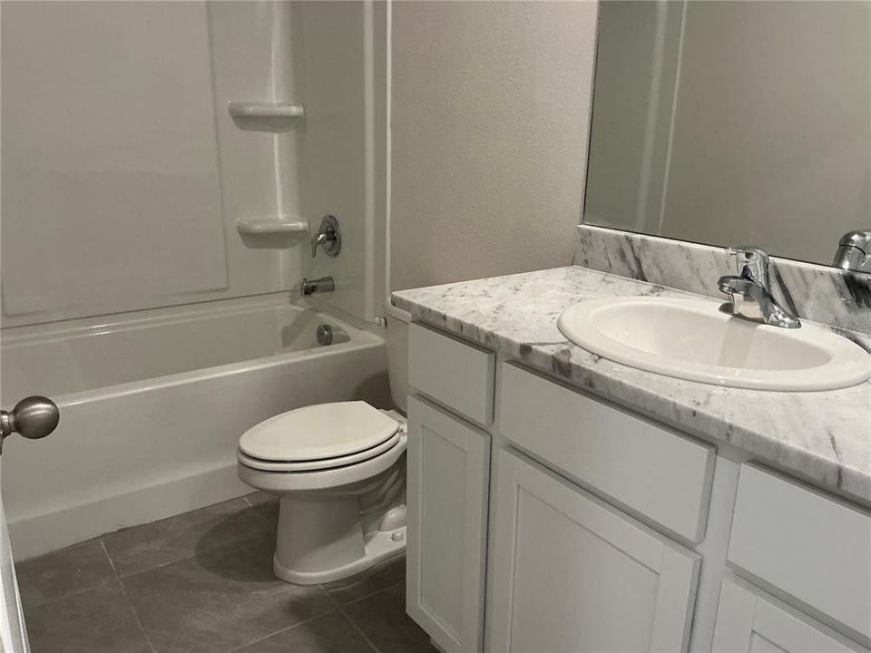 For Rent: $2,750 (3 beds, 2 baths, 1673 Square Feet)
