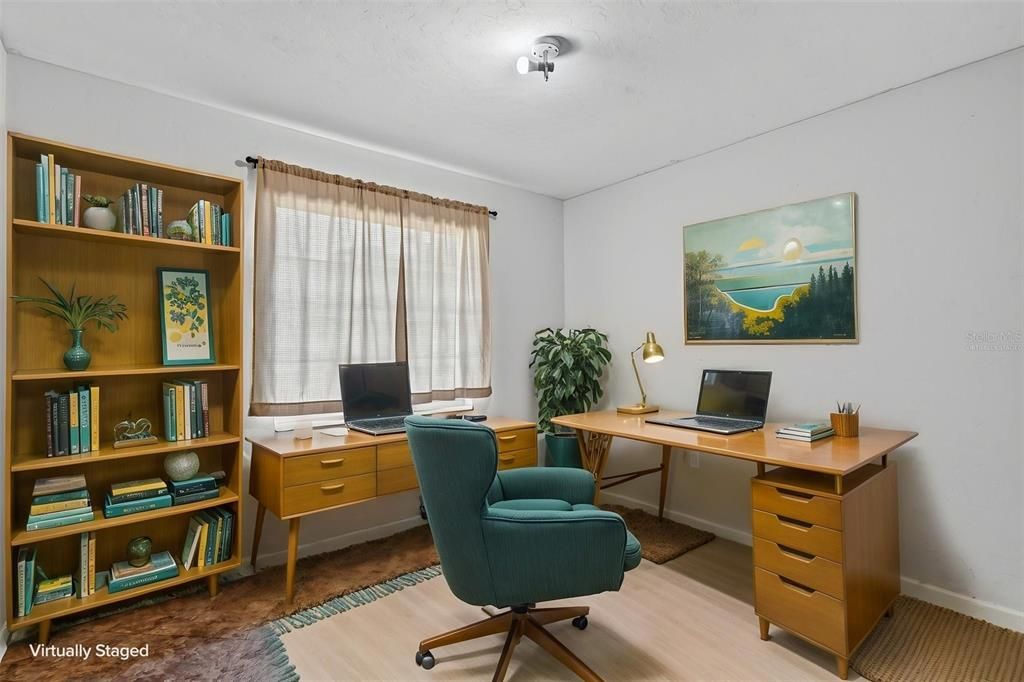 For Sale: $174,900 (3 beds, 1 baths, 1184 Square Feet)