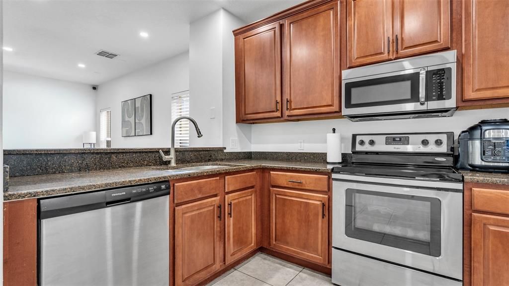В аренду: $1,650 (2 спален, 2 ванн, 1173 Квадратных фут)