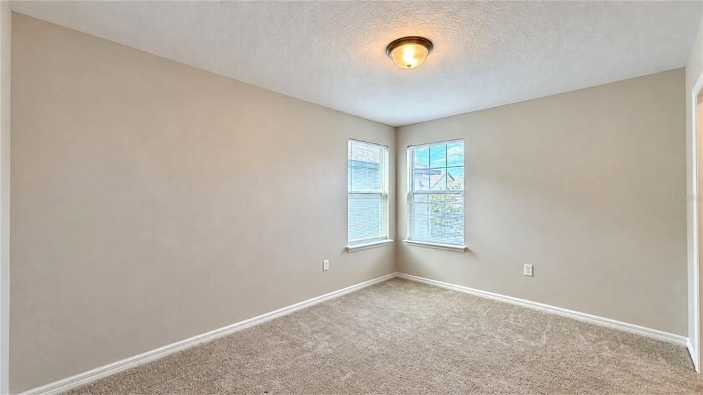 For Rent: $3,250 (6 beds, 4 baths, 3664 Square Feet)