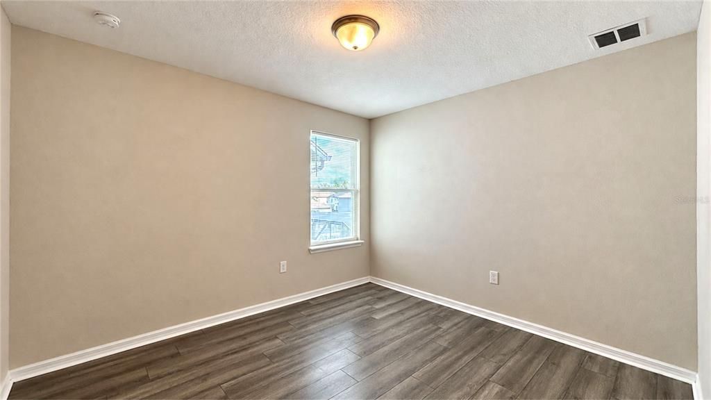 For Rent: $3,250 (6 beds, 4 baths, 3664 Square Feet)