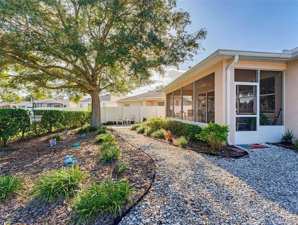 For Sale: $340,000 (3 beds, 2 baths, 1896 Square Feet)