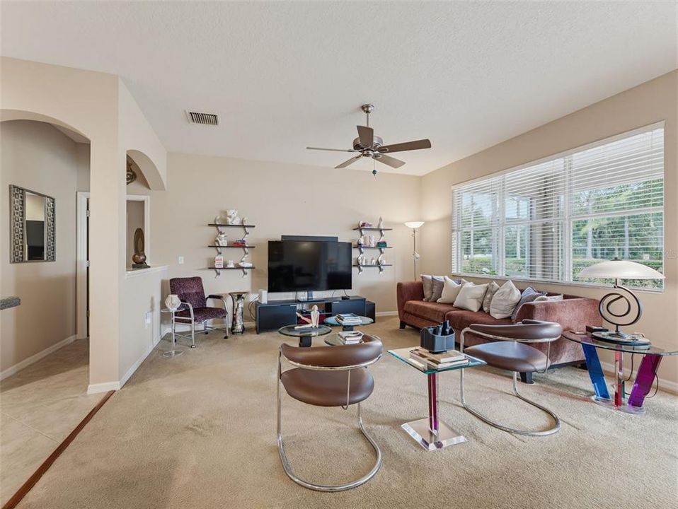 For Sale: $340,000 (3 beds, 2 baths, 1896 Square Feet)