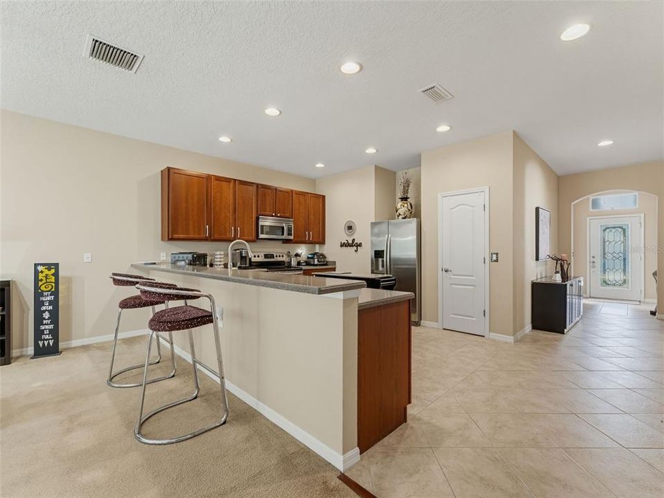 For Sale: $340,000 (3 beds, 2 baths, 1896 Square Feet)