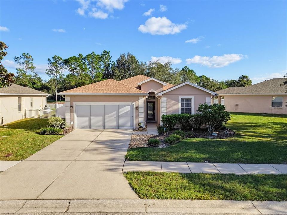 For Sale: $340,000 (3 beds, 2 baths, 1896 Square Feet)