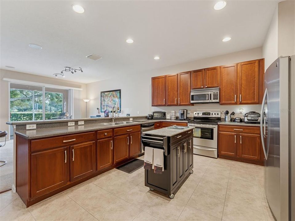 For Sale: $340,000 (3 beds, 2 baths, 1896 Square Feet)