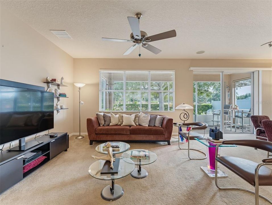 For Sale: $340,000 (3 beds, 2 baths, 1896 Square Feet)