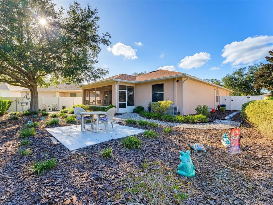 For Sale: $340,000 (3 beds, 2 baths, 1896 Square Feet)