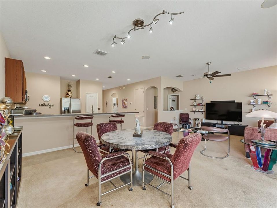 For Sale: $340,000 (3 beds, 2 baths, 1896 Square Feet)