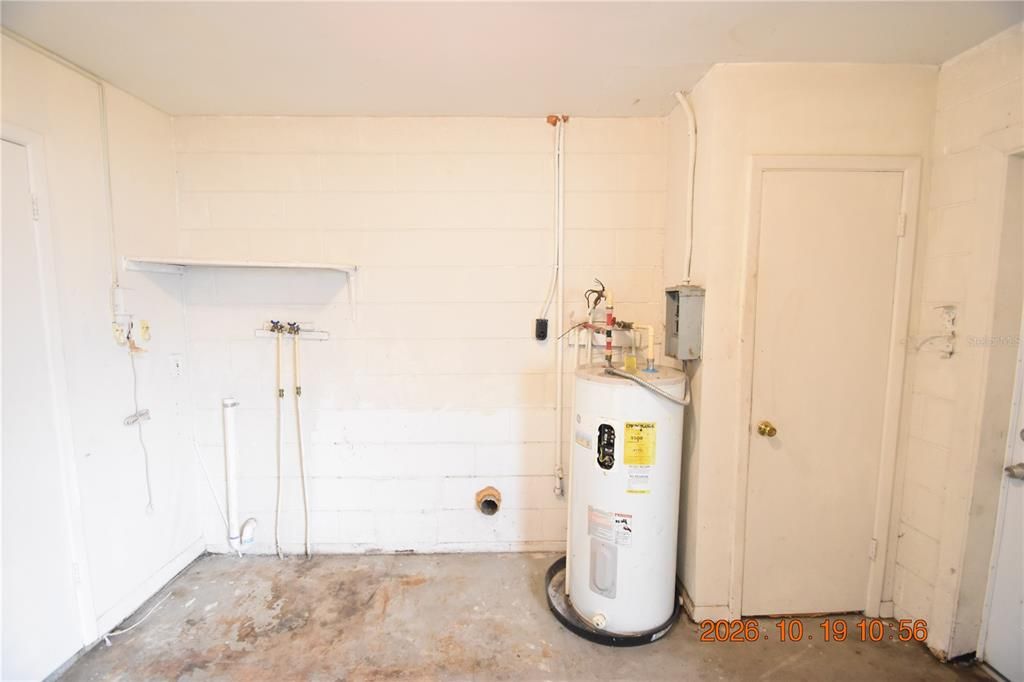 For Rent: $1,895 (3 beds, 2 baths, 1050 Square Feet)