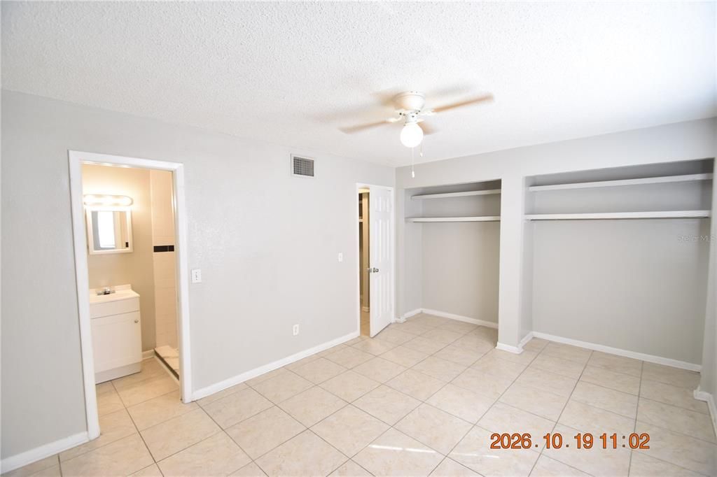 For Rent: $1,895 (3 beds, 2 baths, 1050 Square Feet)