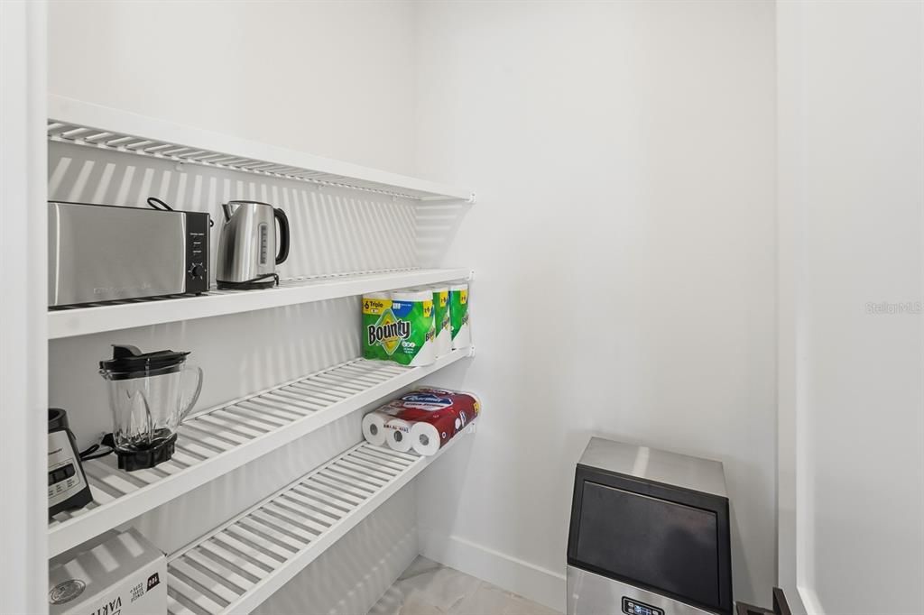 En Venta: $979,000 (3 camas, 3 baños, 2014 Pies cuadrados)