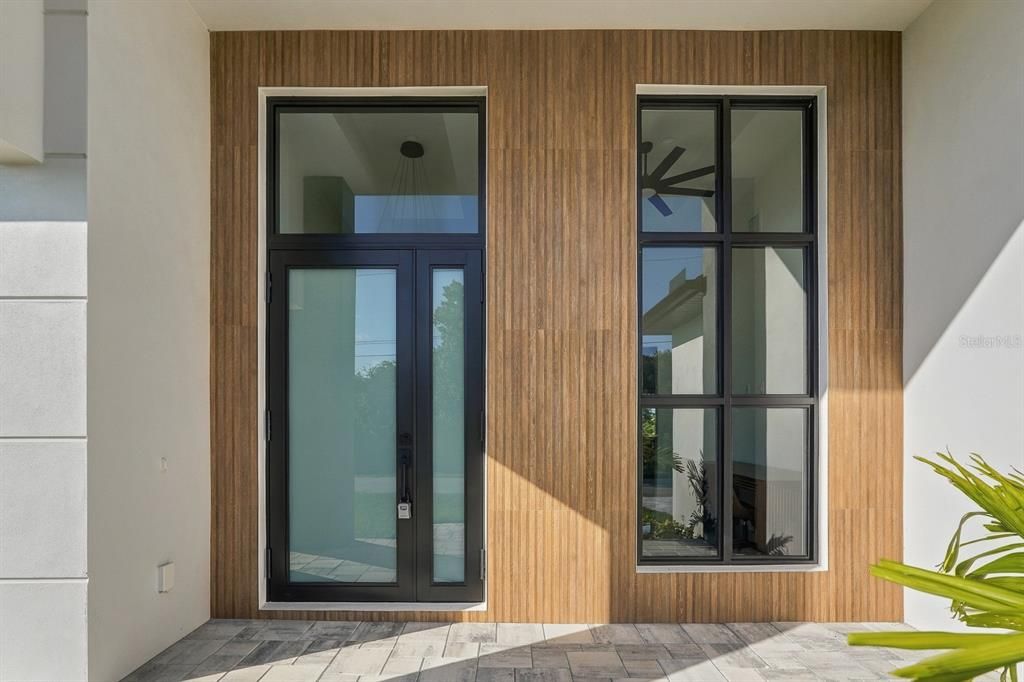 En Venta: $979,000 (3 camas, 3 baños, 2014 Pies cuadrados)