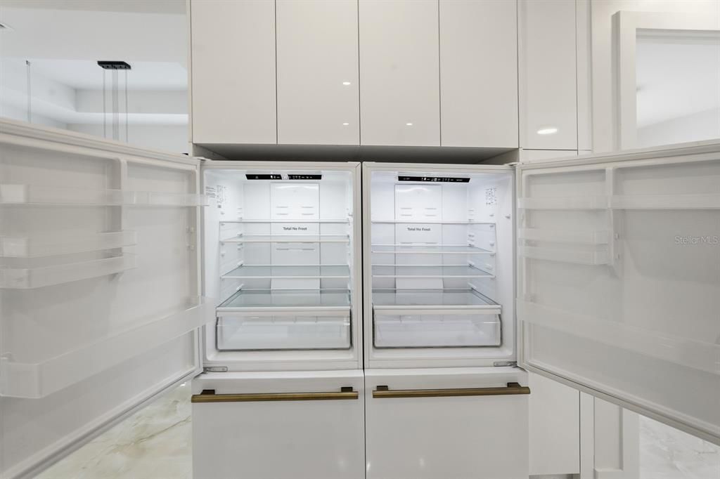En Venta: $979,000 (3 camas, 3 baños, 2014 Pies cuadrados)