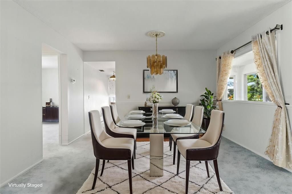 На продажу: $209,900 (2 спален, 2 ванн, 1128 Квадратных фут)