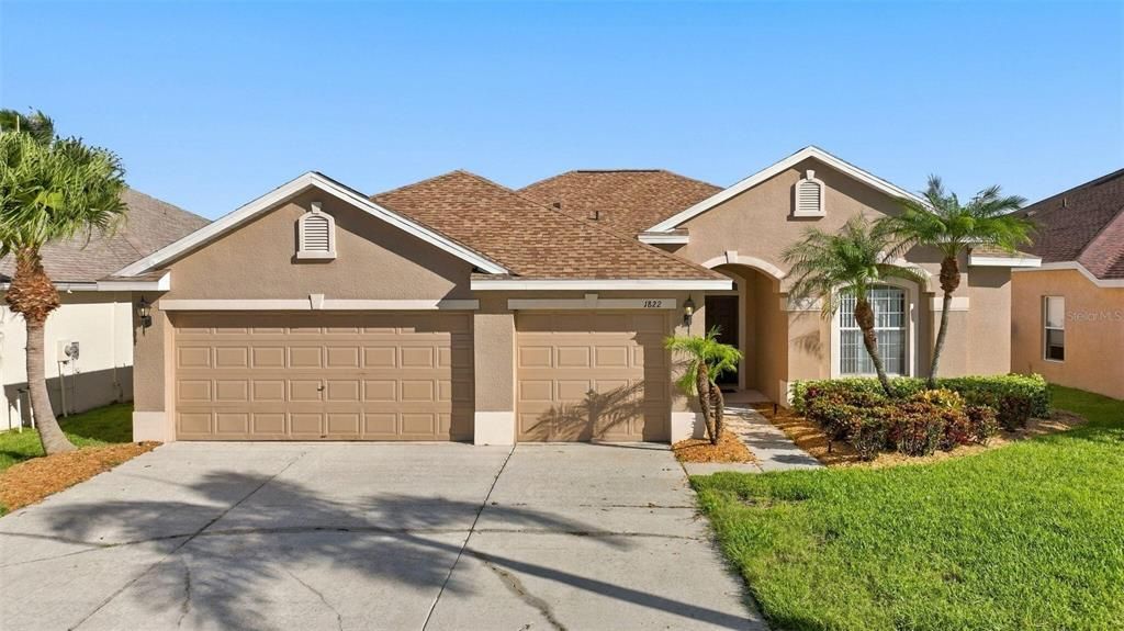 For Sale: $469,000 (4 beds, 3 baths, 2317 Square Feet)